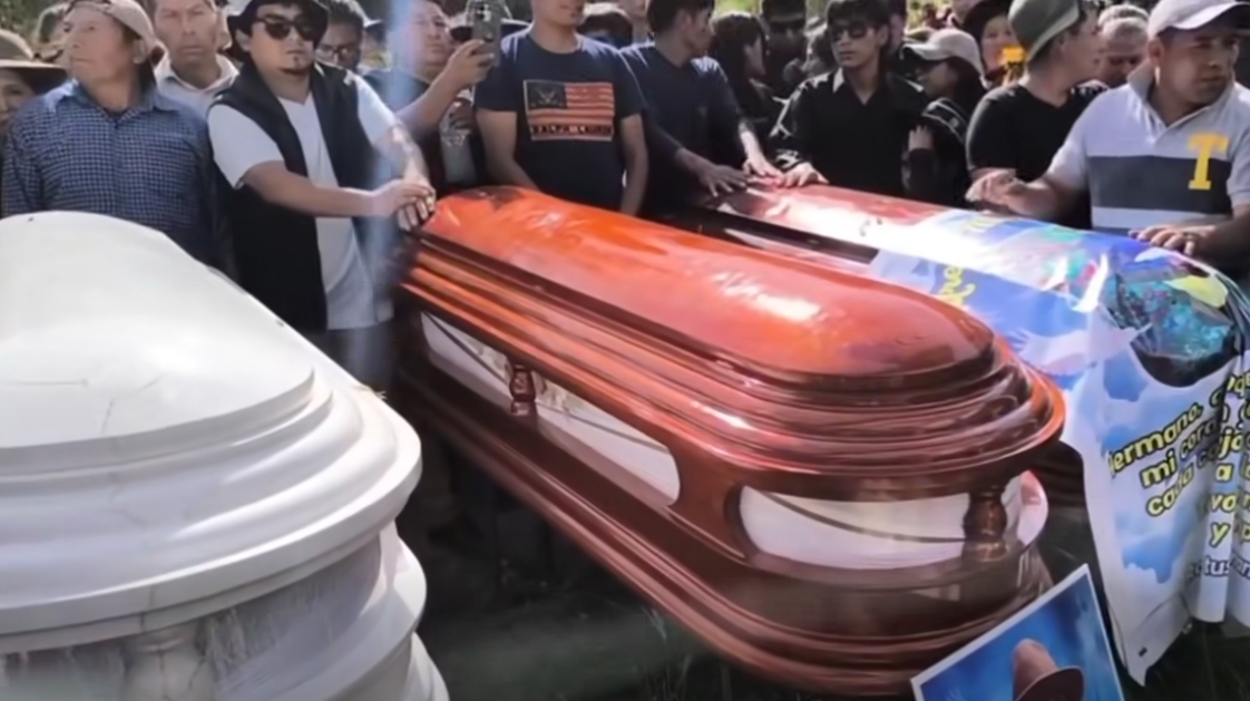 COTARMINOS DESPIDEN CON PROFUNDO DOLOR A LAS SEIS VÍCTIMAS DEL ACCIDENTE EN LAYANPATA